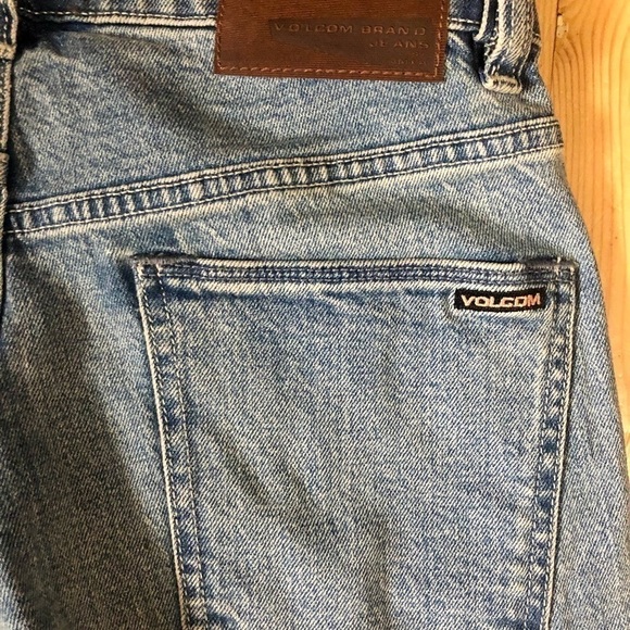 VOLCOM Mens Small skinnyJeans 2x4 in medium wash skinny demim jeans - Picture 4 of 7